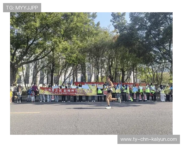国际马拉松城市赛评选最佳社区志愿项目，国际马拉松比赛志愿者
